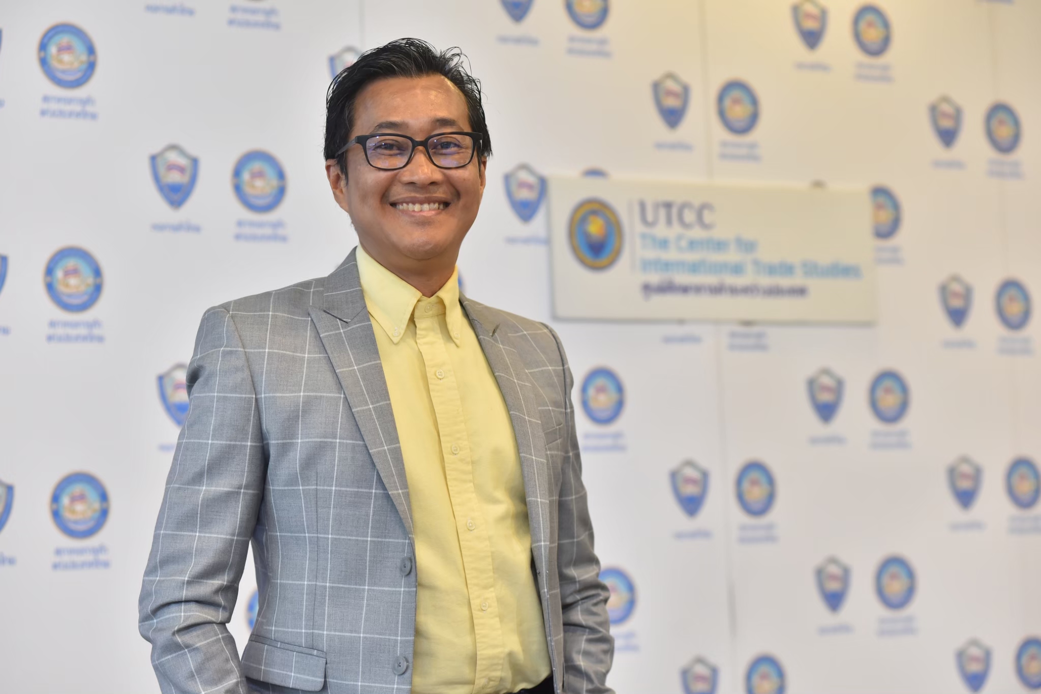 ดร.อัทธ์ พิศาลวานิช